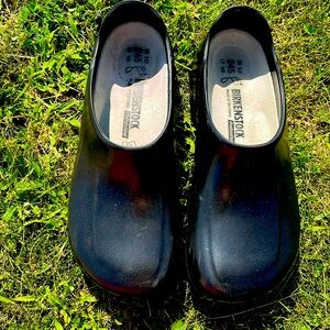 Birkenstock A360 clogs